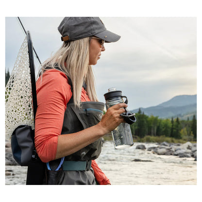 YETI Yonder 750ml (25oz) Wasserflasche, Anthrazit
